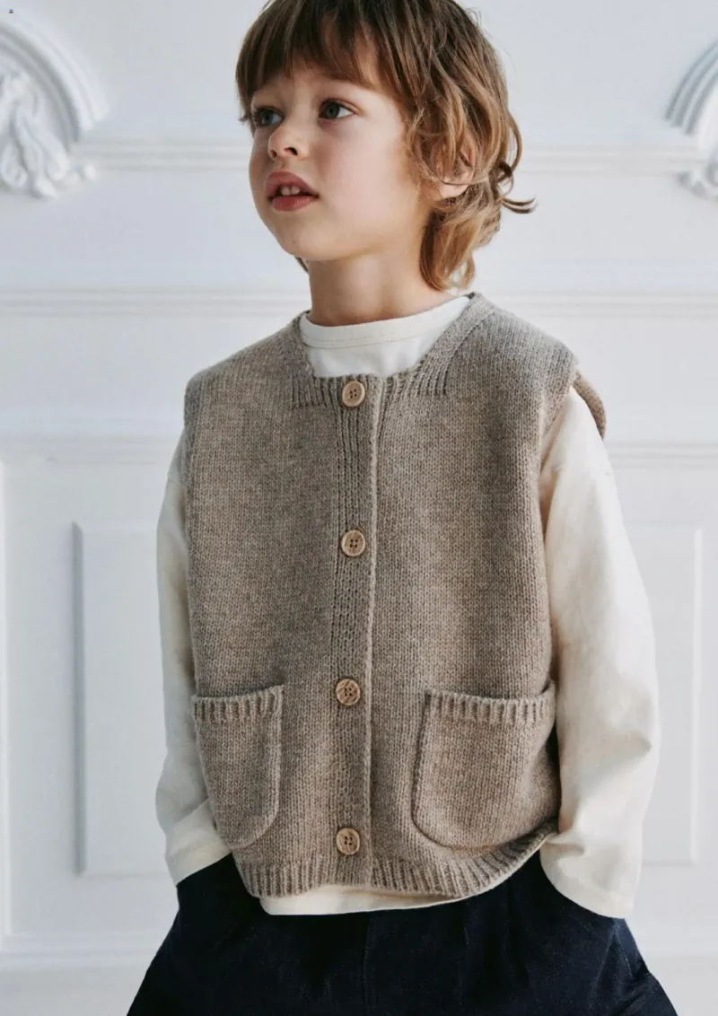 Zara Prospekt vom 01.11.2025, Seite 10