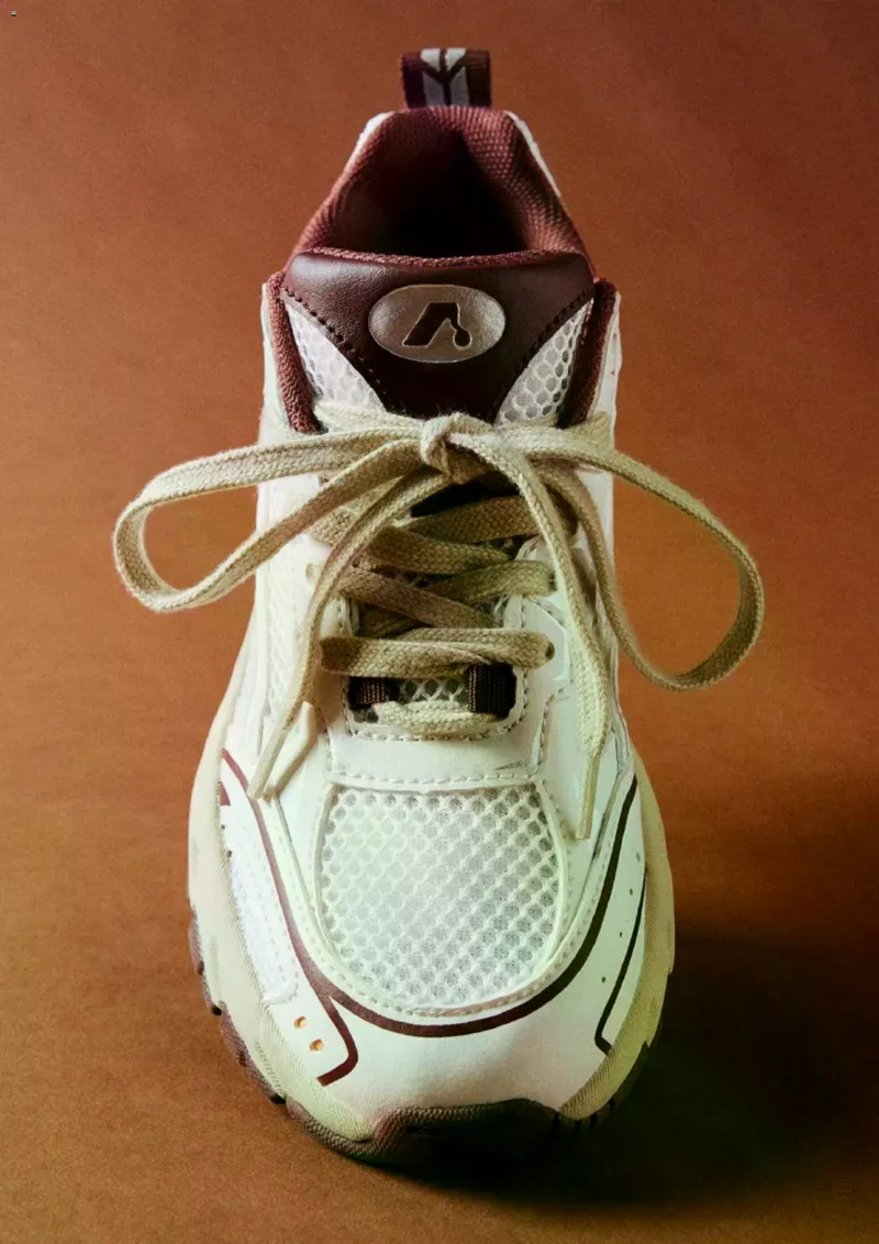 Zara Prospekt vom 02.02.2026, Seite 10