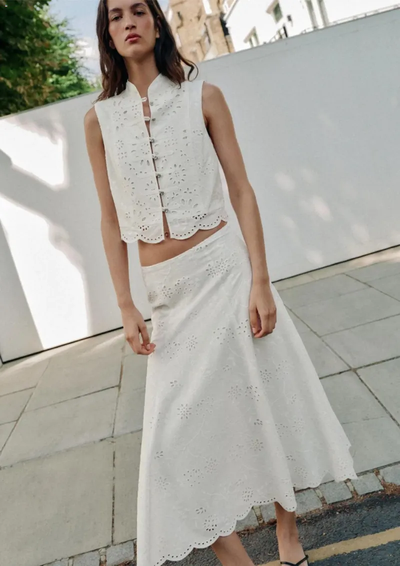 Zara Prospekt vom 01.08.2026, Seite 2