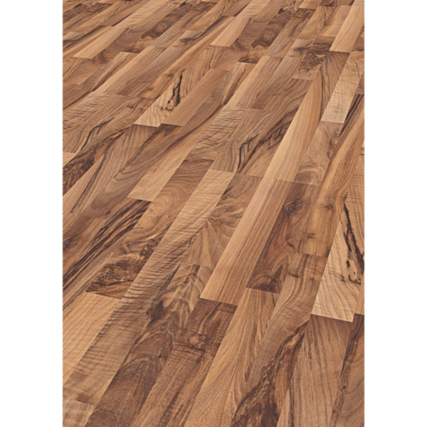 Laminatboden „Basic“, 6 mm, Nussbaum von BayWa Bau & Garten ansehen!