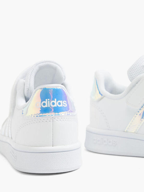 sneaker grand court base shiny holographic