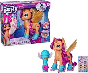 Hasbro Spielfigur »My Little Pony, A New Generation - Sing- und Skatespaß Sunny Starscout«, mit Sound, leuchtendem Horn und beweglichen Flügeln