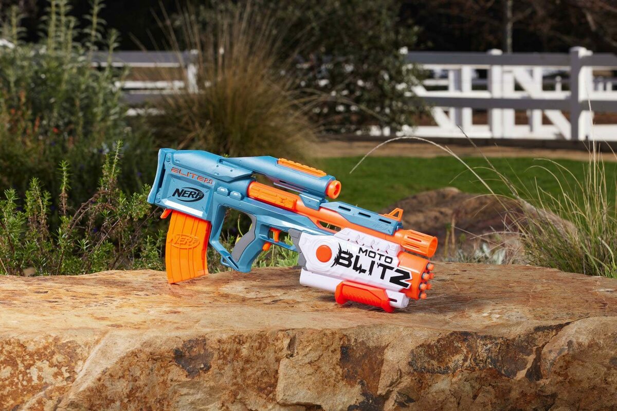Hasbro Blaster »Nerf Elite 2.0 Motoblitz« von OTTO für 61,49 € ansehen!