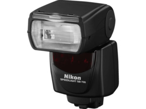 NIKON SB 700 Systemblitz für Nikon FX, Nikon DX (28, TTL, i-TTL)