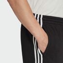 Bild 2 von adidas Originals Shorts
