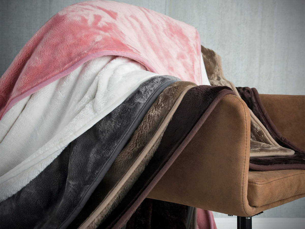 Bild 2 von Gözze Premium Cashmere-Feeling Decke
