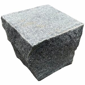 Granit Pflasterstein Oberfläche geflammt 9 cm x 9 cm x 7 cm