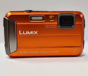 Panasonic »Lumix DMC-FT30 orange Digitalkamera« Kompaktkamera