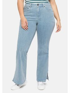 Sheego Bootcut-Jeans »Jeans« aus elastischem Denim, mit seitlichen Schlitzen