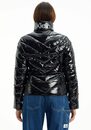 Bild 1 von Calvin Klein Jeans Outdoorjacke »CHEVRON QUILT FITTED LW JACKET« mit Calvin Klein Jeans Logoschriftzug am Stehkragen
