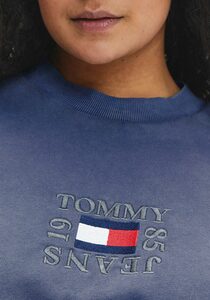 Tommy Jeans Curve Sweatshirt »TJW CRV CROP TIMELESS BOX CREW« Mit Tommy Jeans Logo-Sickerei & Flag