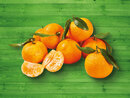 Bild 1 von Mandarinen mit Blatt