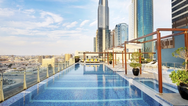 Bild 1 von Dubai - Hotel voco Dubai (Tagflug)