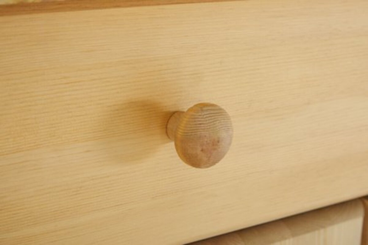 Bild 4 von Kommode LYNE 6 Schubladen gebeizte Kiefer