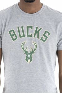 New Era - NBA Milwaukee Bucks T-Shirt hellgrau
