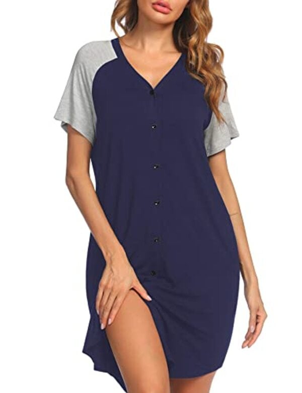 Bild 1 von ADOME Nachthemd Damen Kurzarm Schlafshirt Nachtkleid Stillnachthemd Schwangerschaft umstandsnachthemd Nachtwäsche Kurz Umstandsmode mit Durchgehender Knopfleiste geburtshemd für Schwangere Blau S