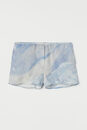 Bild 1 von H&M Hotpants aus Lyocellmix Hellblau/Batikmuster, Shorts in Größe 46. Farbe: Light blue/tie-dye