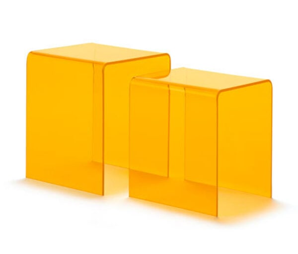 Bild 1 von 2 Beistelltische aus Acryl, gelb