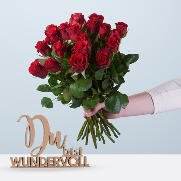 Bild 1 von Blumenstrauß 20 Rote Rosen mit Schriftzug Du bist wundervoll