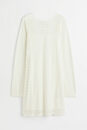Bild 1 von H&M Kleid aus Spitzenstrick Weiß, Alltagskleider in Größe XS. Farbe: White