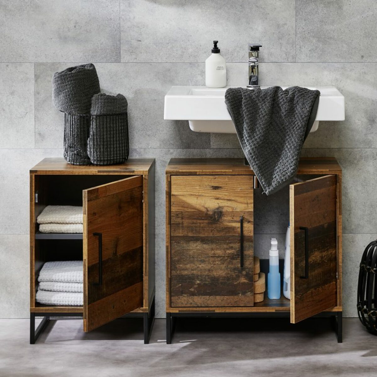 HOME CREATION BadezimmerWaschbeckenunterschrank von ALDI Nord ansehen!