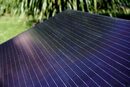 Bild 2 von EET Solaranlage »EET Solaranlage LightMate - Plug-in Photovoltaik System mit Schukokabel«, (1 Stück), Die perfekte Lösung um eigenen Sonnenstrom zu produzieren