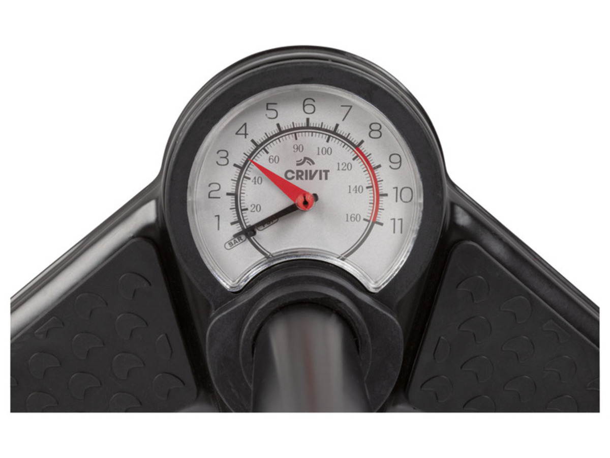 Bild 2 von CRIVIT Standluftpumpe, mit Manometer