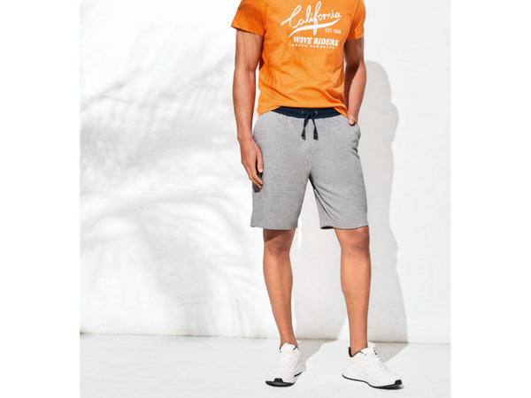 Bild 3 von LIVERGY® Herren Sweatshorts, normale Leibhöhe, mit Baumwolle