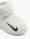 Bild 3 von Nike Mütze und Schuhe Set