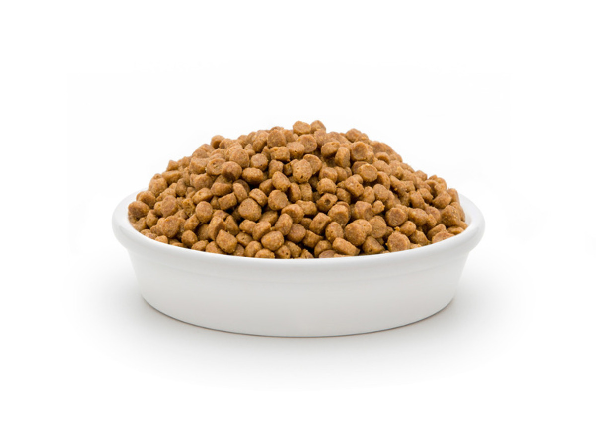 Bild 2 von PURINA ONE BIFENSIS JUNIOR 1 - 12 Katzenfutter trocken, reich an Huhn, 6 x 1,4 kg