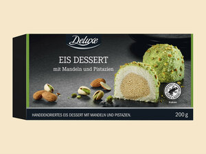 Deluxe Eis Dessert mit Mandeln und Pistazien