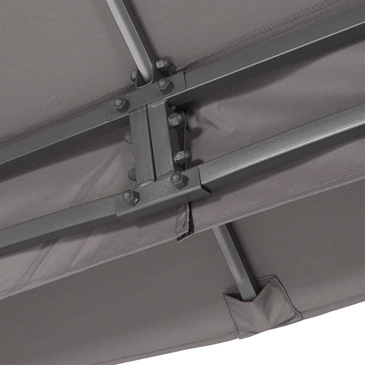 Bild 4 von LECO 
                                            Dachtextil für Pavillon Milena