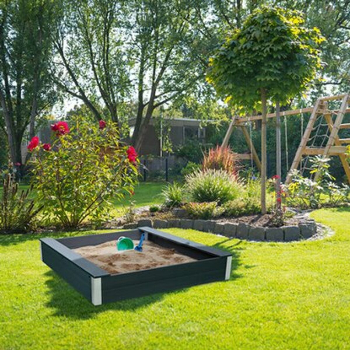 Bild 1 von Sandkasten WPC Grau 120 cm x 120 cm x 30 cm