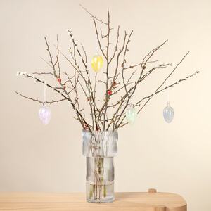 DIY Zweige mit Vase Colourful Easter