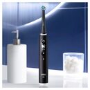 Bild 2 von Oral B Elektrische Zahnbürste iO 6 Duopack, Aufsteckbürsten: 3 St., mit Magnet-Technologie, Display, 5 Putzmodi