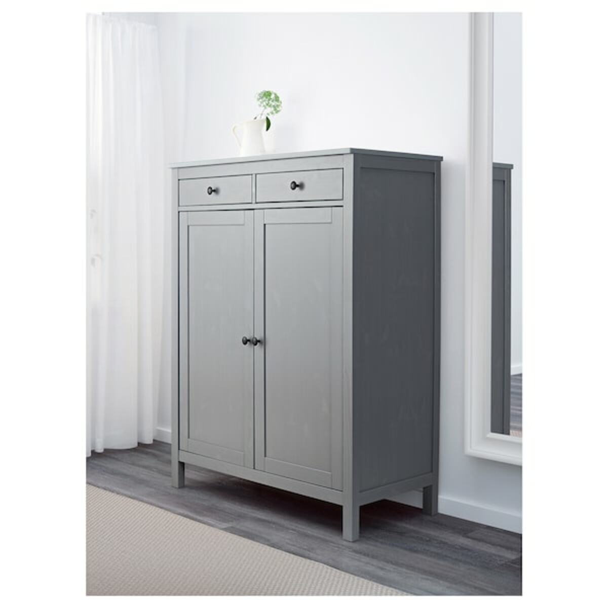 Bild 2 von HEMNES Wäscheschrank, grau lasiert