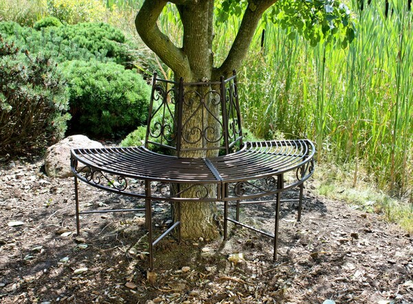 Bild 1 von Garden Pleasure Baumbank-Hälfte aus Metall