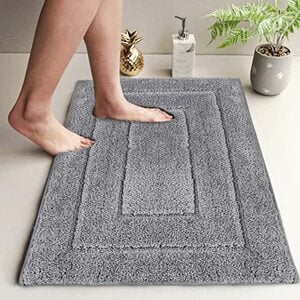 DUNSOO Badezimmerteppich, Badematte rutschfest Waschbar, Weiche Badteppich Wasserabsorbierend Mikrofaser Badvorleger für Dusche,Badewanne und Toilette - Grau,70 x 120 cm