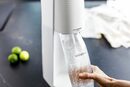 Bild 4 von SodaStream Wassersprudler TERRA, inkl. 1x CO2-Zylinder CQC, 1x 1L spülmaschinenfeste Kunststoff-Flasche