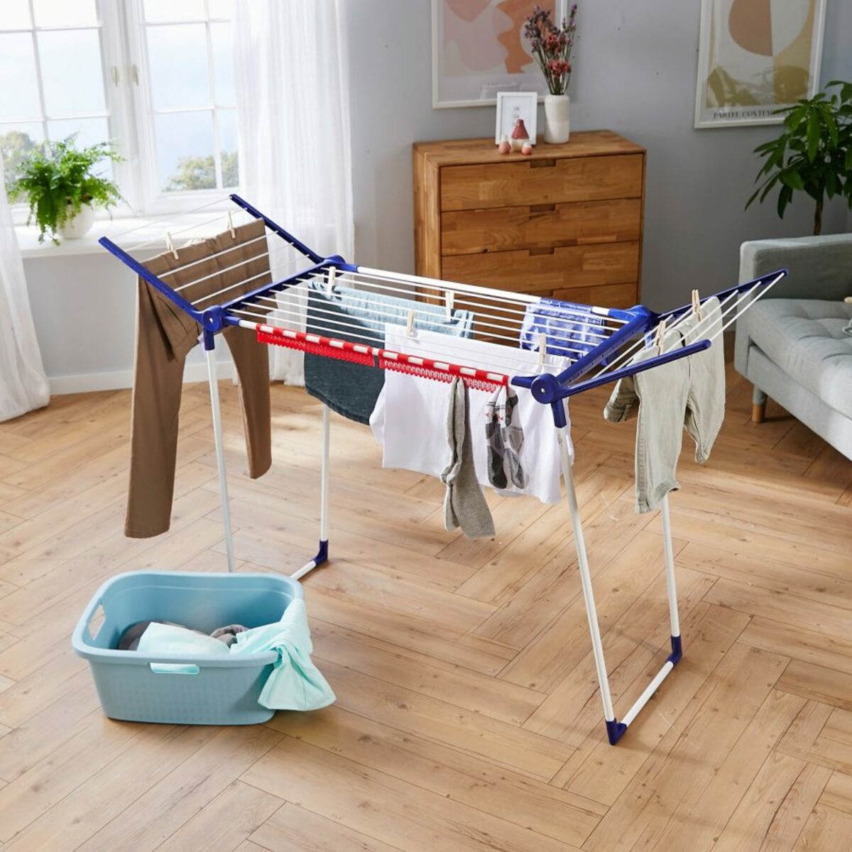 LEIFHEIT Standtrockner Pegasus 150 Solid Slim Plus von ALDI Nord ansehen!