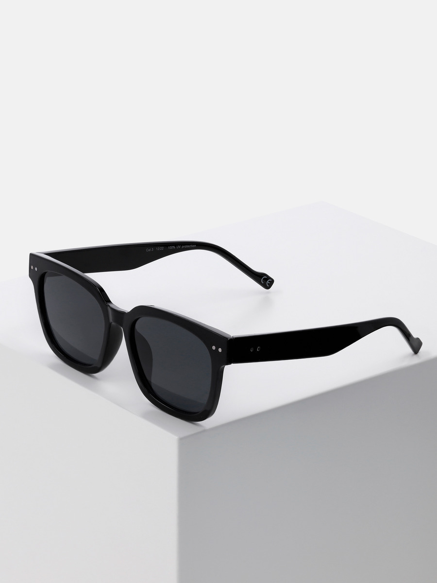 Bild 3 von sunozon Zeitlose Sonnenbrille grau