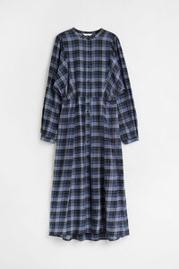 H&M Kleid mit Fledermausärmeln Dunkelblau/Kariert, Alltagskleider in Größe S. Farbe: Dark blue/checked