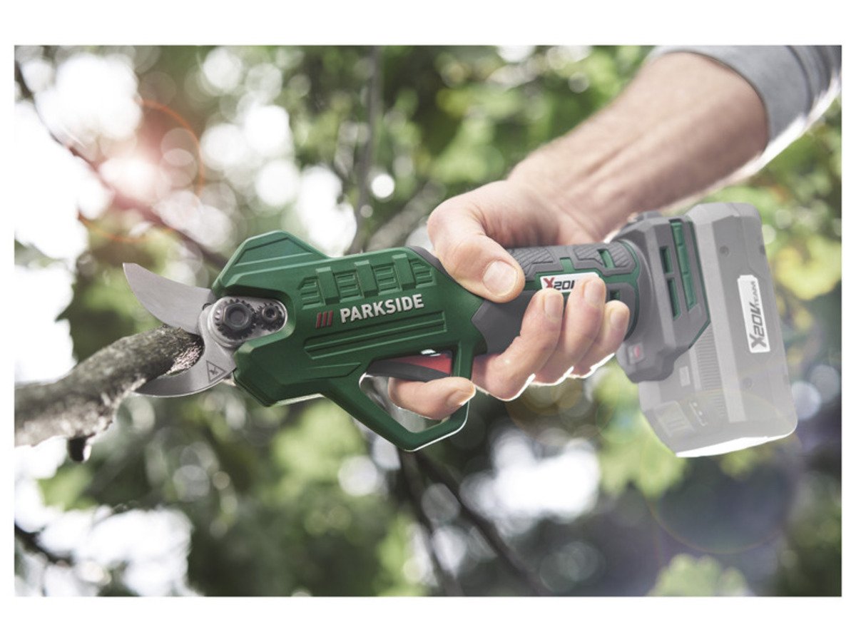 PARKSIDE® 20 V AkkuAstschere »PAAS 20Li A1«, mit Akku und Ladegerät