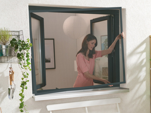 LIVARNO home Insektenschutz für Fenster 130 x 150 cm, anthrazit, 3er Set  von Lidl ansehen!