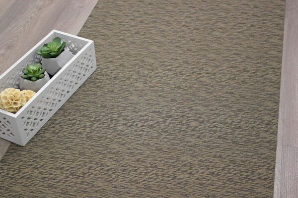 Bild 1 von Peyer Syntex Mira Jacquard Teppich Uni Farbe Taupe 60 x 110 cm