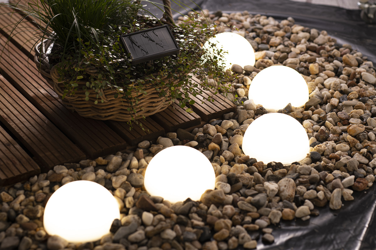 Bild 2 von IDEENWELT Solar-Bodenlichterkette