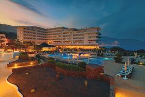 Flugreisen Spanien - La Palma: Hotel H10 Taburiente Playa