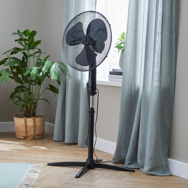 AMBIANO StandVentilator FAN21_07552 von ALDI Nord ansehen!