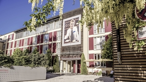 Bayern - Hotel Central Regensburg CityCentre & 4* Hotel Das Aunhamer Suite & Spa