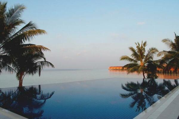Bild 1 von Flugreisen Malediven - Süd-Ari Atoll: Vilamendhoo Island Resort & Spa